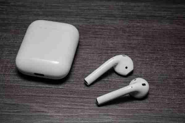 Apple AirPods are spying on people